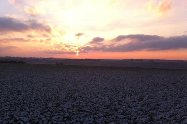 Un saupoudrage de neige en sortie de Vervins (Aisne).