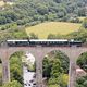 Train restaurant digne de l'Orient-Express sur les voies ferrées en Vendée