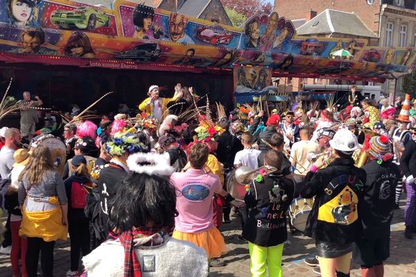 Les Casselois sont invités aux balcons pour célébrer un carnaval d'été confiné lundi 13 avril.