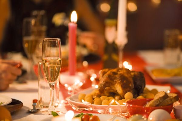 Le Monde entier se prépare à fêter Noël. Mais quels plats concoctent-ils pour les festivités ? Nous avons posé la question à des restaurateurs installés en Normandie.