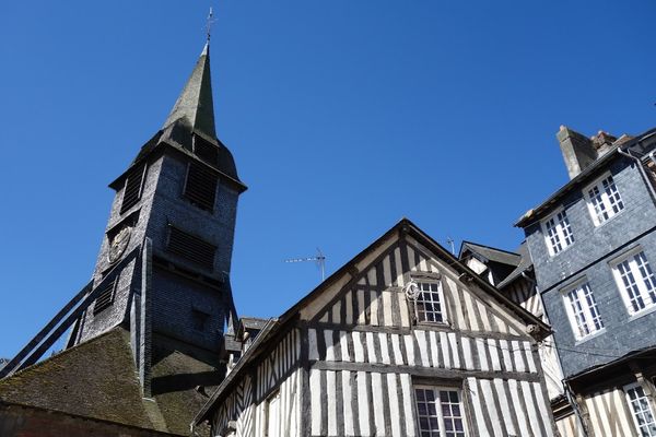 Ciel encore le plus souvent bleu ce vendredi en Normandie, avant un samedi plus agité