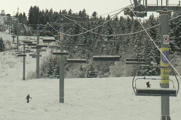 Le conseil municipal de Faverges-Seythenex a voté, en juin dernier, en faveur de la fermeture de la station de ski familiale de La Sambuy (Haute-Savoie).