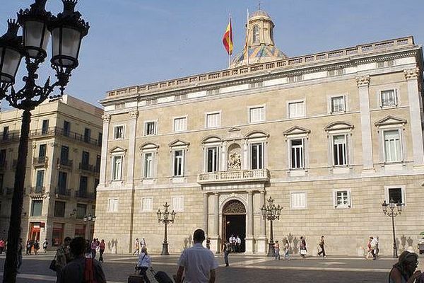 Barcelone : le parlement de Catalogne - archives.