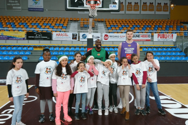 Les enfants ont pu rencontrer les joueurs et seront là mercredi pour les encourager face à Evreux. 