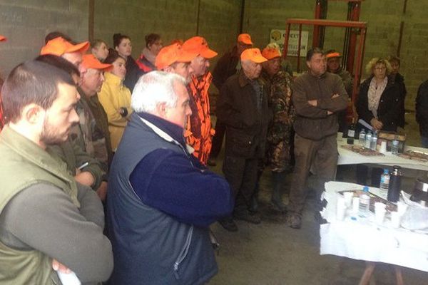 Une quarantaine d'éleveurs étaient présents ce samedi matin près de Ribouisse (11) pour cette battue au loup.