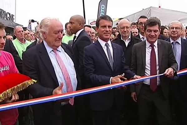 Manuel Valls inaugure la 69ème Foire de Châlons-en-Champagne.