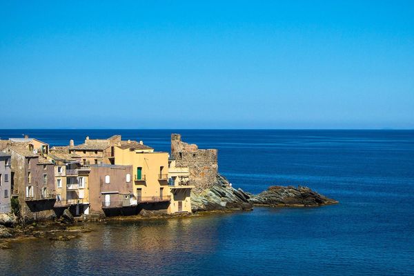 ILLUSTRATION - L'écriture du nom de ce petit village du Cap Corse fait débat (Haute-Corse)