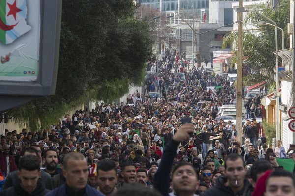 Manifestation contre la candidature de Bouteflika en Algérie, le 26 fevrier 2019