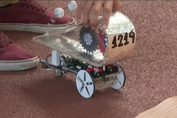 Un des robots du concours Cybertech de Besançon auquel participent 1500 collégiens 