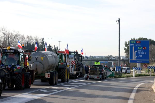 Blocage des agriculteurs à Aix-en-Provence le 29 janvier 2024