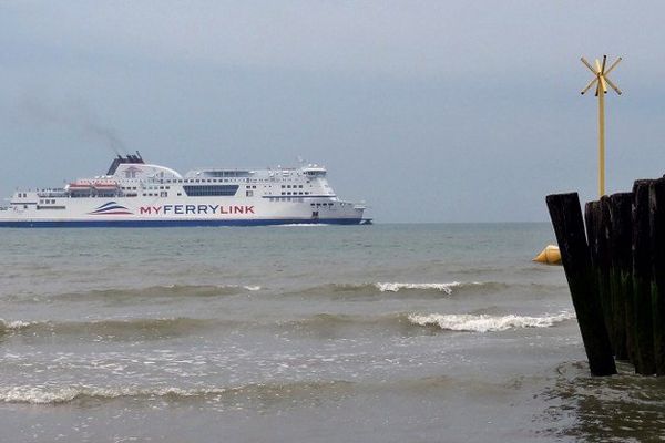 Un bateau MyFerryLink en juillet 2014.