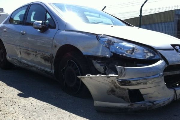 La voiture de la BAC après l'accident