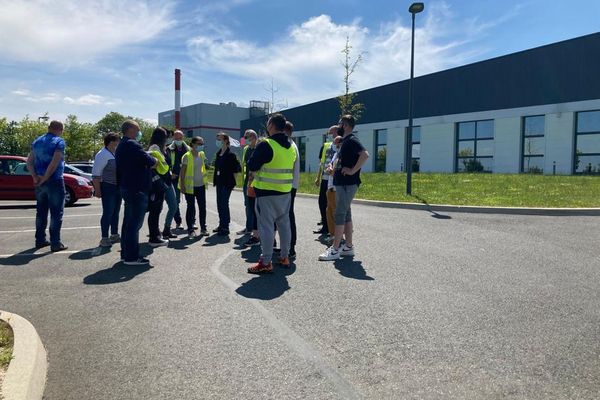 Les salariés de l'usine de poudre de lait infantile ont débrayé car inquiets pour leur avenir et celui de leur entreprise