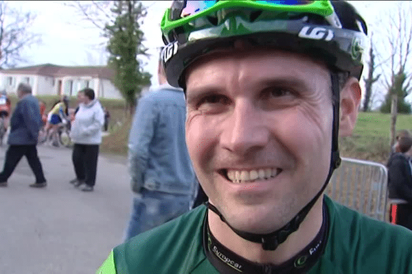 Maxime Méderel a participé, ce dimanche 20 décembre 2015, aux Championnats du Limousin de cyclo-cross qui se déroulaient à Saint-Brice, en Haute-Vienne.