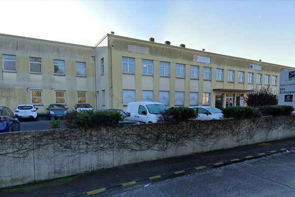 Les locaux de la mosquée Al Farouk se trouvent dans le centre d’activité Les Échoppes à Pessac