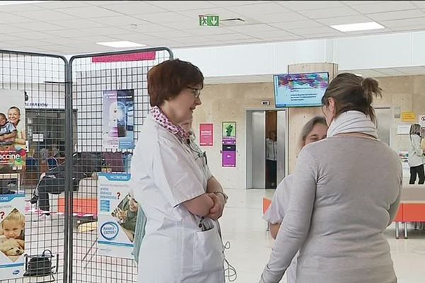 Semaine mondiale de la vaccination : l'hôpital de Chartres a vacciné 530 personnes cette année. Il est par ailleurs le seul centre agrée d'Eure-et-Loir pour la vaccination des voyageurs, contre la fièvre jaune, mais aussi contre la typhoïde et la méningite.