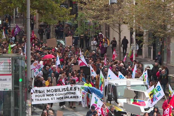 3400 personnes à Lyon selon la police, 14000 selon les organisateurs