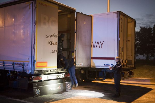 Les victimes ont été retrouvées dans un camion frigorifique (archive).