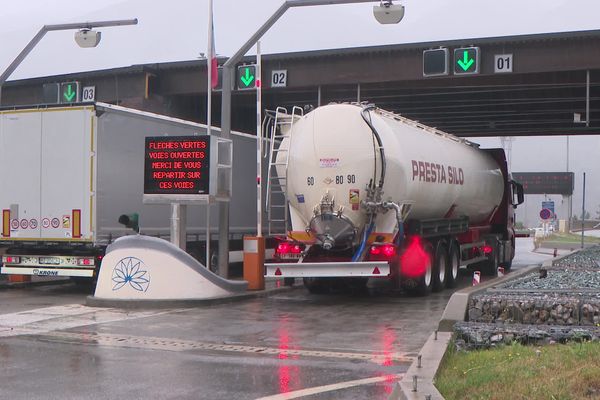 Chaque jour, 1 500 camions supplémentaires transitent par le tunnel du Fréjus - septembre 2024