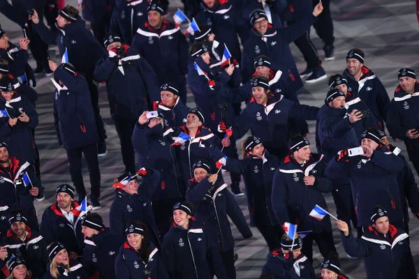 Parmi la délégation française lors de la cérémonie d'ouverture des Jeux Olympiques d'hiver de PyeongChang, une petite dizaine de Francs-Comtois.