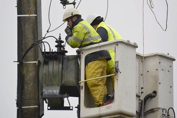 Des foyers en Sarthe et Mayenne ont été privés d'électricité cette nuit après le passage de Qumeira.