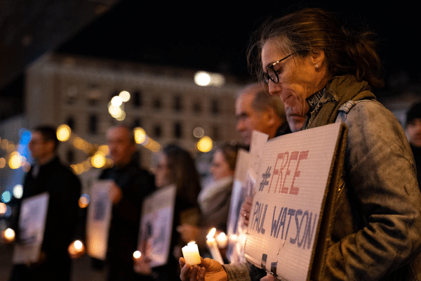 Les militants de Marseille de Sea Shepherd qui manifestaient encore, il y a quelques jours à Marseille pour réclamer la libération de Paul Watson sont soulagés et heureux.