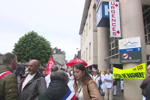 16 mai 2024 : nouvelle mobilisation pour défendre le service des urgences de l'hôpital de Bagnères-en-Bigorre, dans les Hautes-Pyrénées.