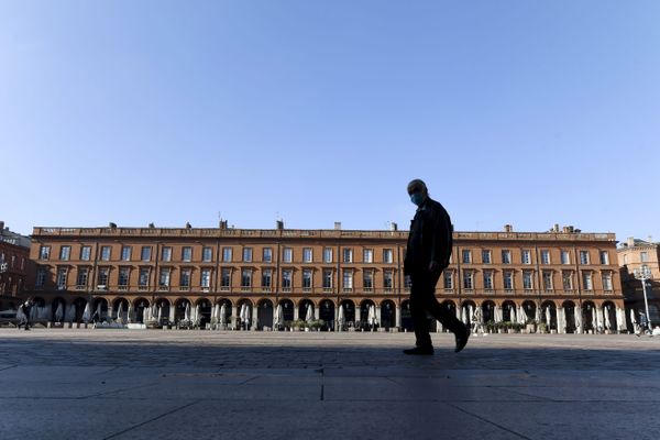 Décembre 2020, la place du Capitole à Toulouse (Haute-Garonne).