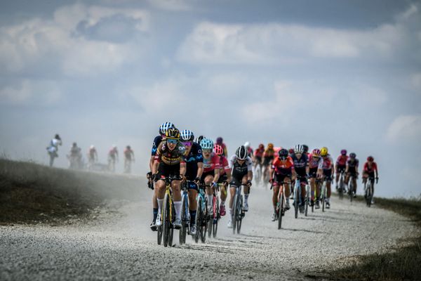 Le Tour de France Femmes avait déjà emprunté les chemins blancs de l'Aube en 2022. (archives)