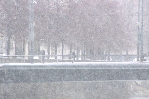 Neige et bise noire sur Besançon le 8 janvier 2024.