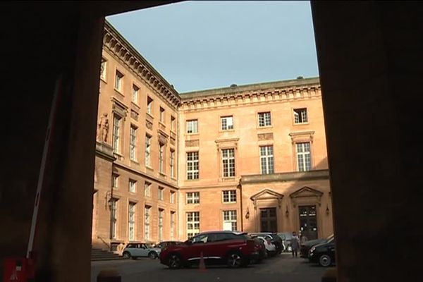 Les magistrats du palais de justice de Metz (Moselle) ont demandé le report des audiences du lundi 10 septembre.