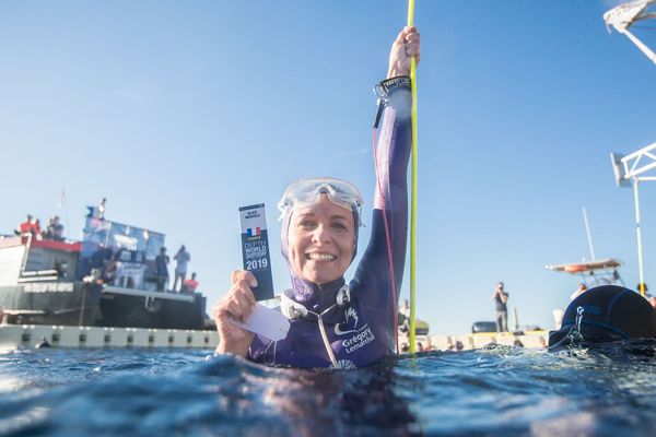 Alice Modolo a réussi sa plongée à - 87 mètres