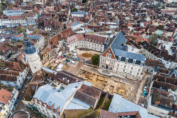 Chantier de fouilles archéologiques place du Maréchal-Leclerc à Auxerre, 2024