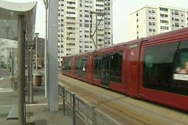 Sur le territoire du Grand Clermont et du Val d'Allier, les transports en commun représentent 6% des moyens de locomotion utilisés.