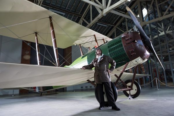 Le Salmson 2A2 fut le premier avion construit industriellement à Toulouse par Pierre Georges Latécoère qui effectua également le vol inaugural le 25 décembre 1918.