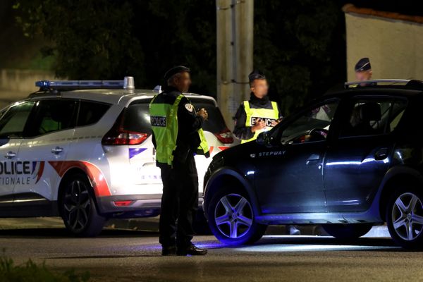 Les deux agresseurs ont frappé et poignardé au cutter un homme cours de la République au Havre jeudi 24 octobre à la suite d'un échange tendu. (image d'illustration)