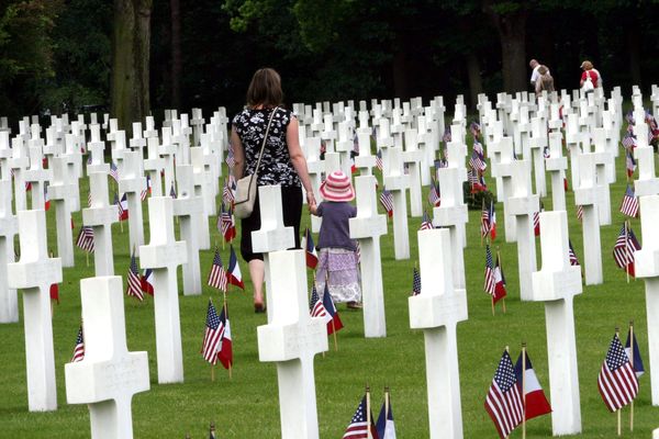 Le cimetière américain de Saint-Avold est le plus important d'Europe. Il compte 10489 tombes de soldats tombés pendant la seconde guerre mondiale, et les noms de 444 disparus.