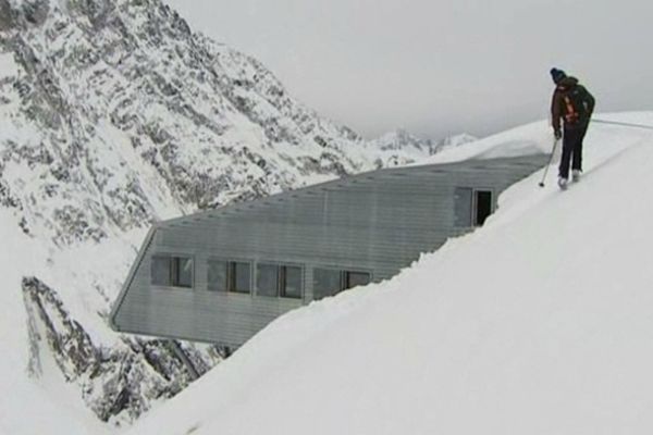 Ca y est, les gardiens du refuge de la selle accueillent de nouveau les randonneurs. On y mange bon, et bio.  