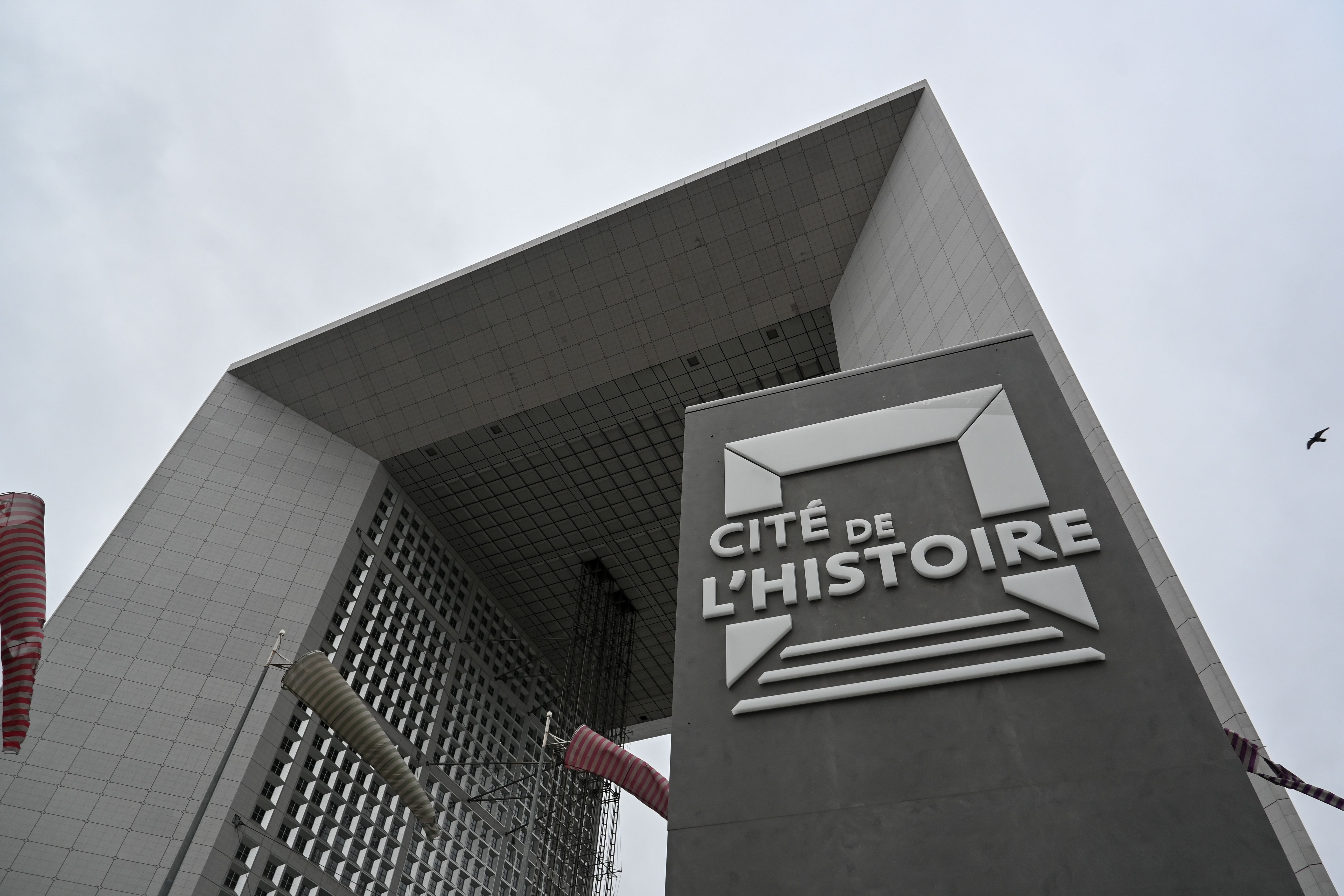 La Cit de l Histoire un nouveau mus e sous l Arche de la D fense