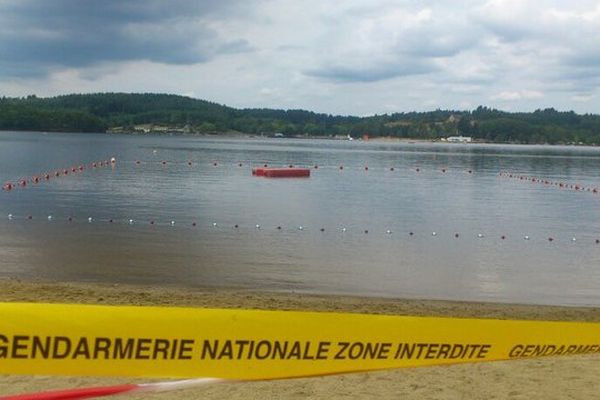 Les gendarmes ont mis en place un périmètre de sécurité sur la plage du Maury