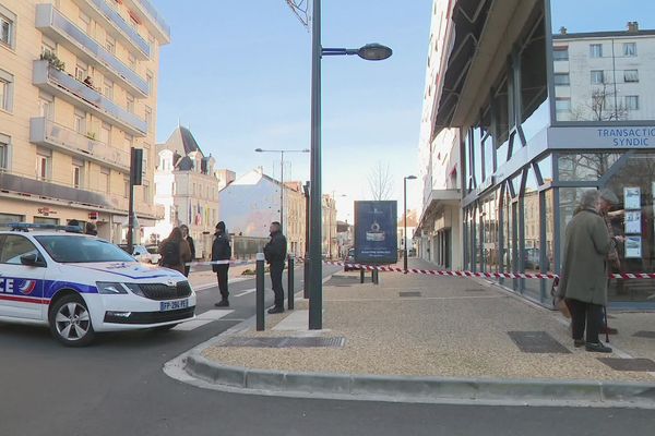 Une première alerte avait déjà bloqué le quartier la veille.