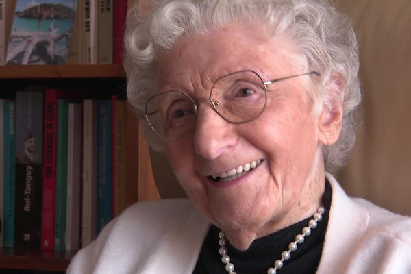 Mélanie Volle, 102 ans, va porter la flamme olympique dans la Loire