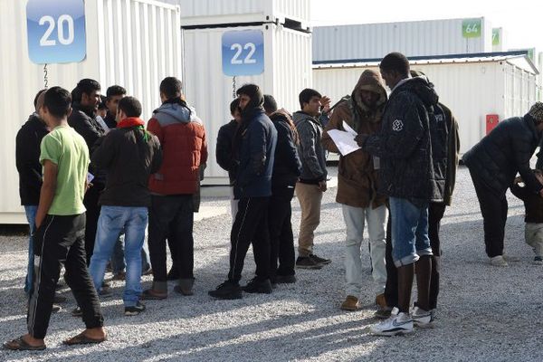 Migrants avant l'évacuation de la Jungle de Calais ce dimanche 23/10/2016