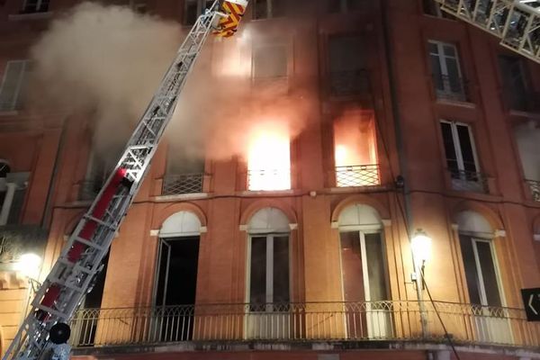 8 février 2023 : un incendie en plein coeur de Toulouse a entrainé l'évacuation de 13 personnes.