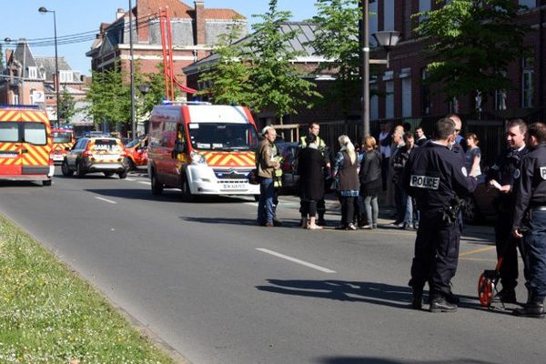 A Roubaix, ce mercredi matin, sur les lieux de l'accident. 