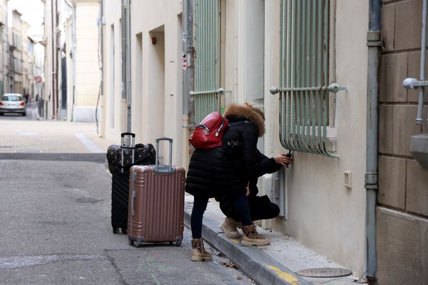 Les locataires récupèrent le plus souvent leurs logements grâce à des "boites à clés" installées par les propriétaires.