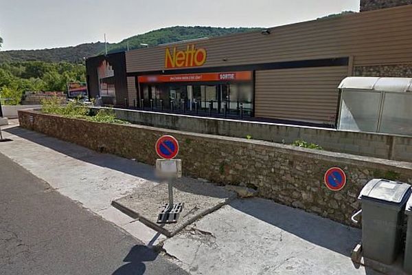 Lodève (Hérault) - le supermarché braqué par 3 malfaiteurs - archives