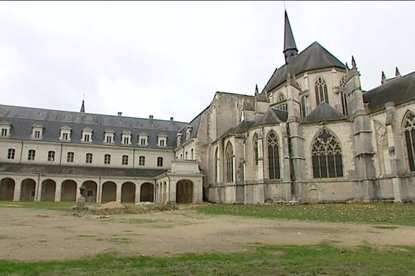 L'abbaye de Pontlevoy, dans le Loir-et-Cher, était à vendre jeudi 15 décembre à Blois.