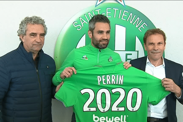 Loïc Perrin, le capitaine de l'ASSE, a prolongé son contrat jusqu'en 2020. Pour cause de blessure au genoux, il ne jouera pas contre Nantes demain à 17 heures.