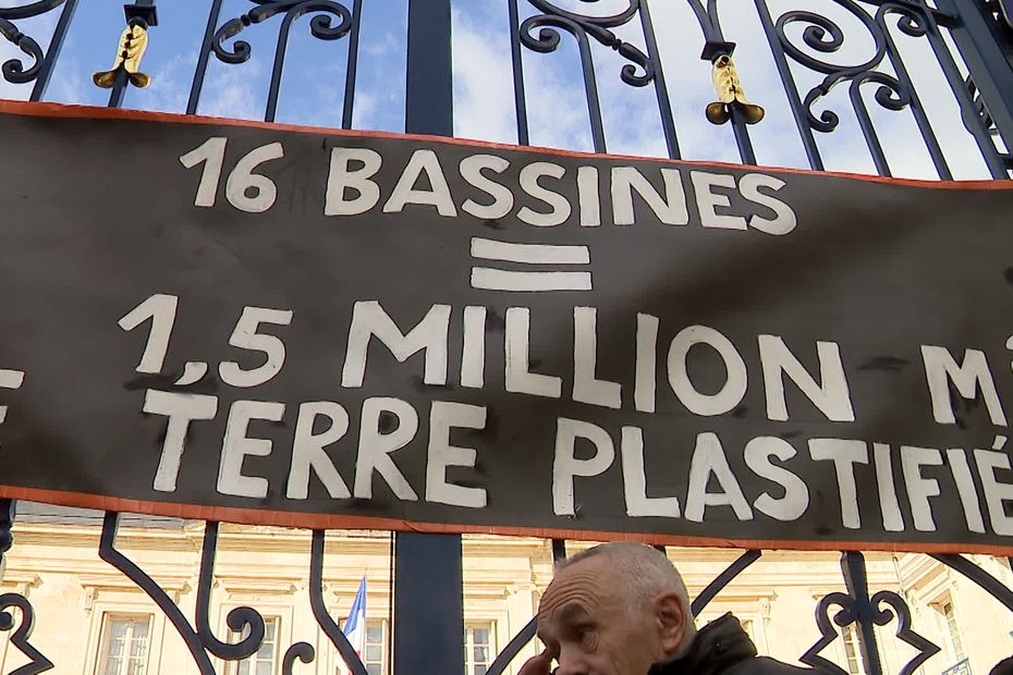 New demonstrations in Poitiers and Niort against the project of 93 basins